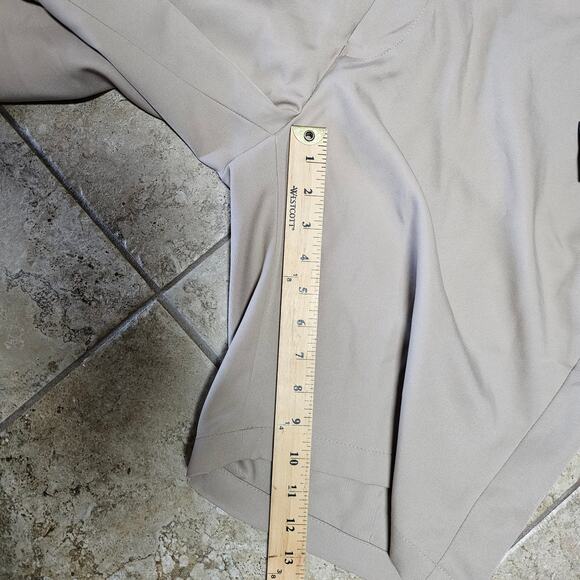 NWT Men's Jos A Banks Tailored Fit Traveler Performance Shorts TAN  size 40R - Picture 7 of 10